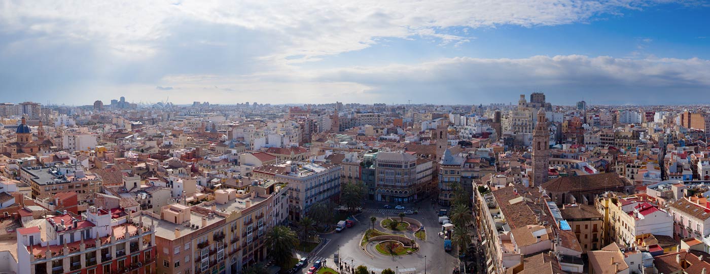 Plaza de la Reina, una de las plazas más concurridas de Valencia