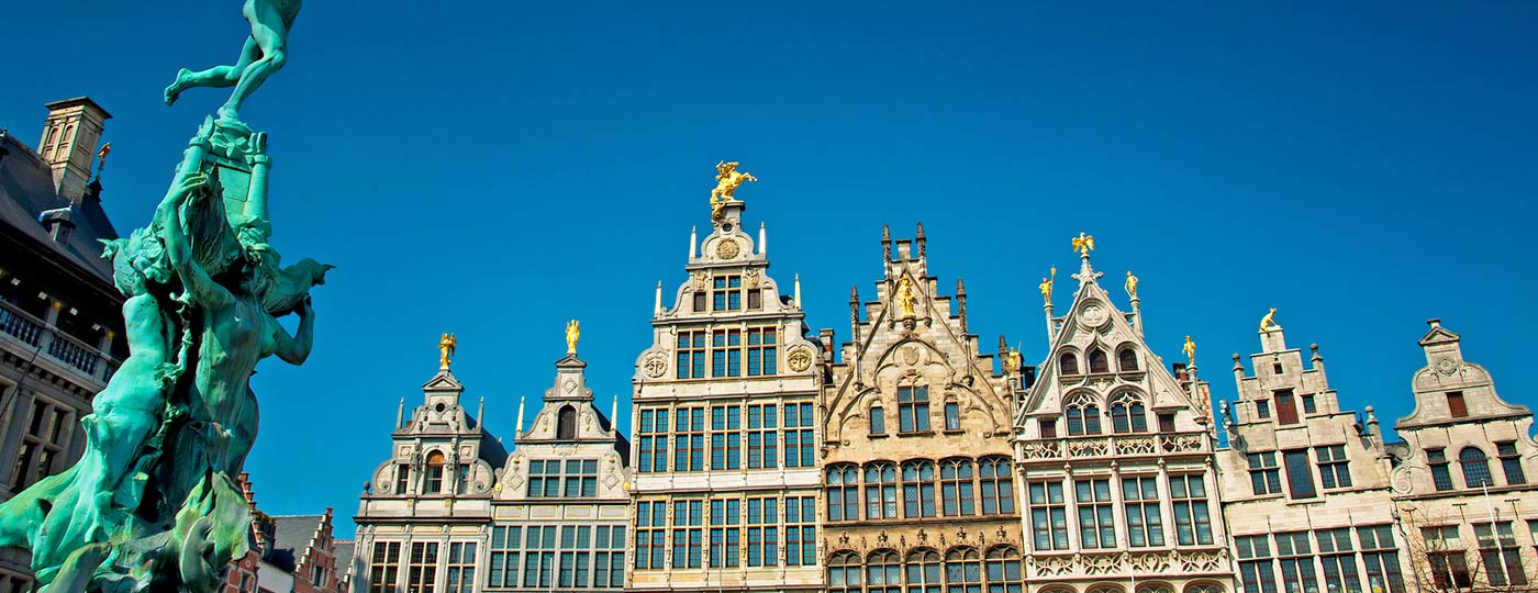 A cheap way of experiencing Antwerp