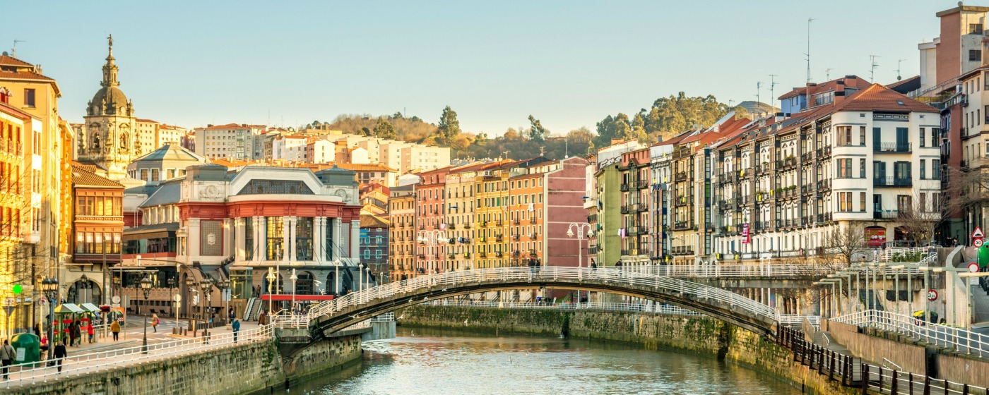 Disfruta de los encantos de Bilbao, alojado en tu hotel barato ibis